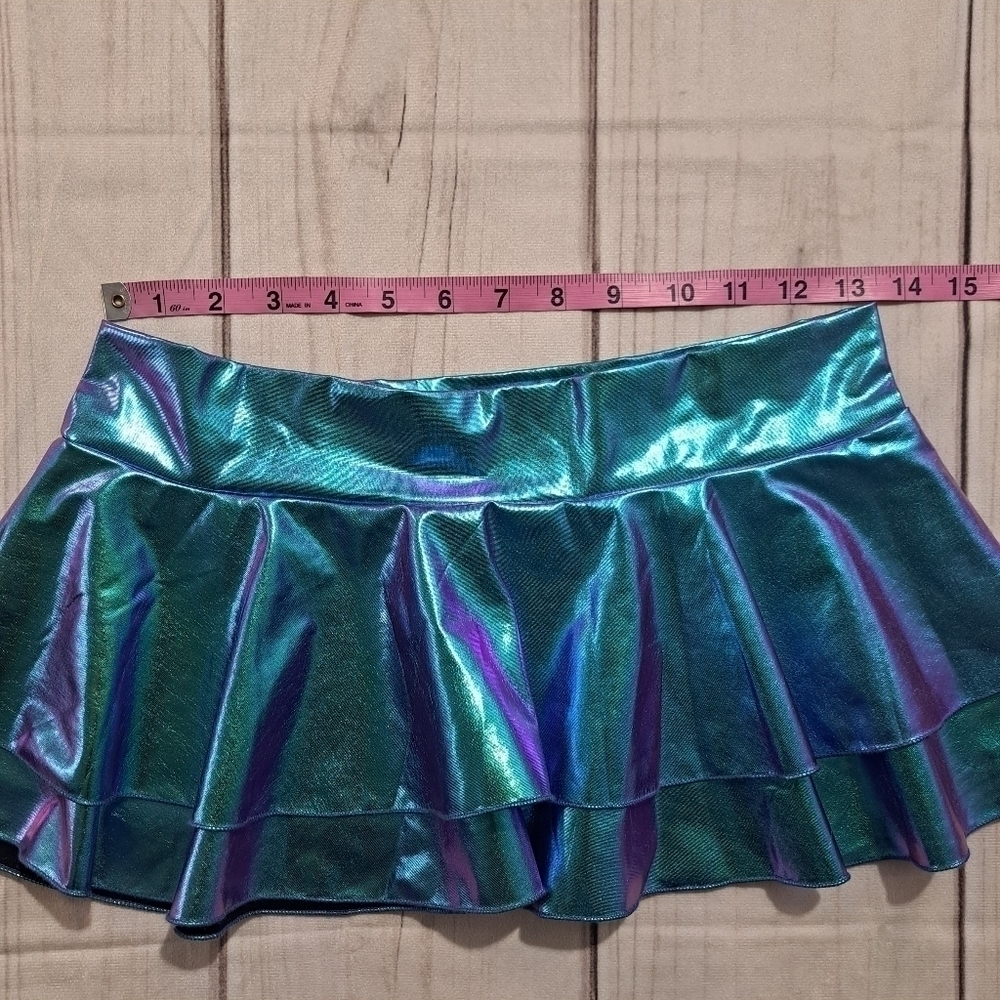 Shimmering Irridescent Mini Skirt No Size Tag See Measurements